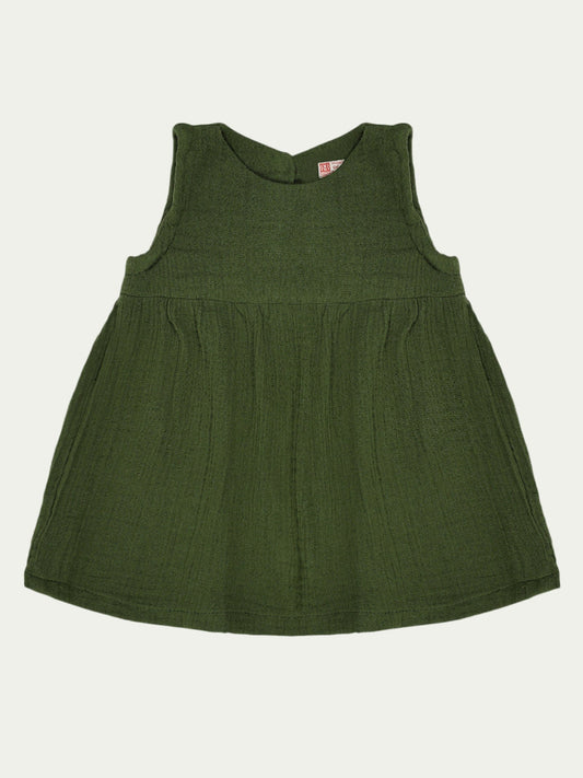 Front view of forest green organic cotton sleeveless baby dress with a pleated design – eco-friendly and breathable, designed for babies aged 0-3 years by Ray&Baby.